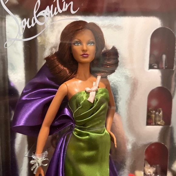 Collector Christian Louboutin Anemone Barbie - Picture 2 of 4